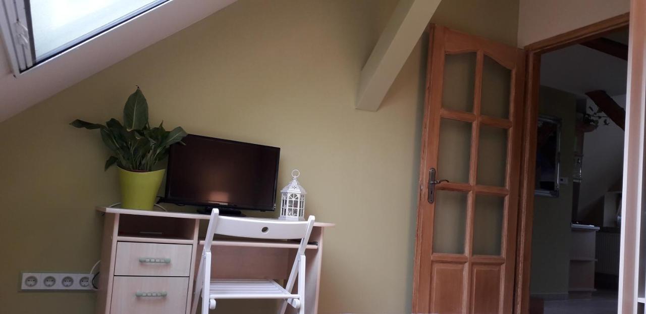 Diána Apartmanház Keszthely Esterno foto
