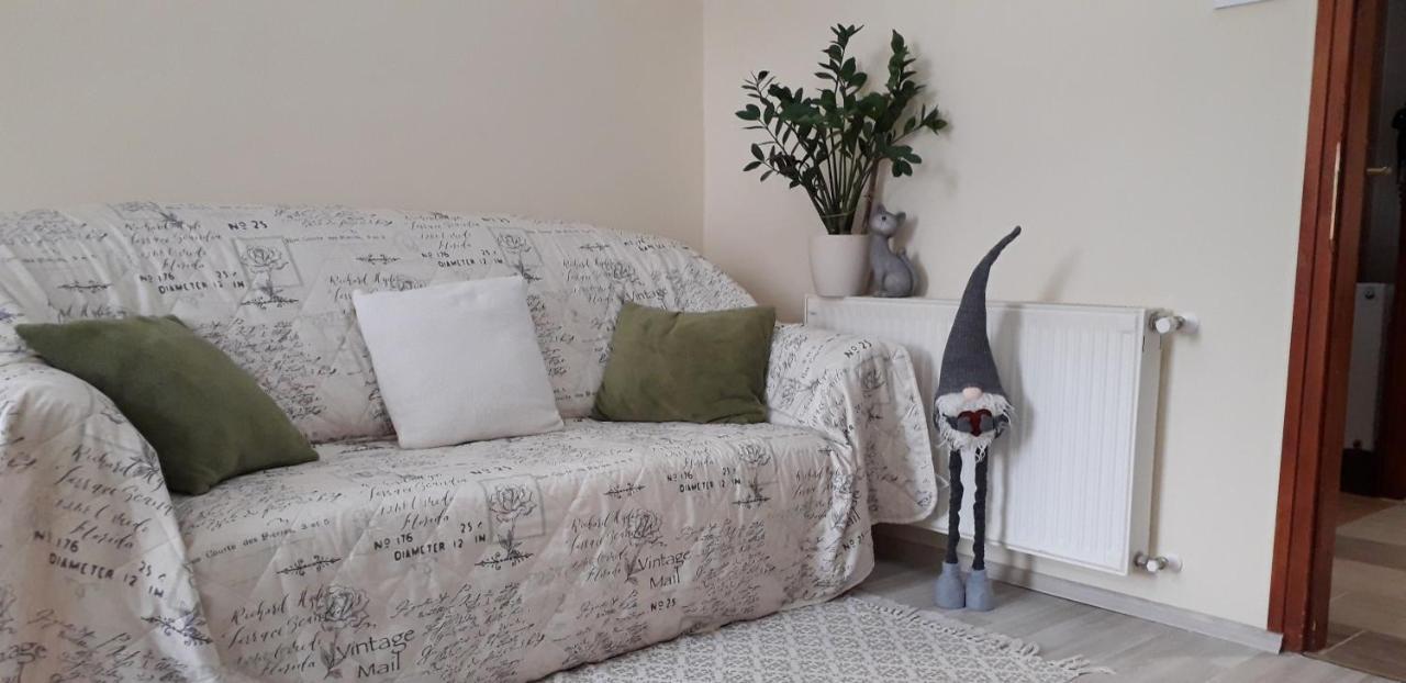 Diána Apartmanház Keszthely Esterno foto