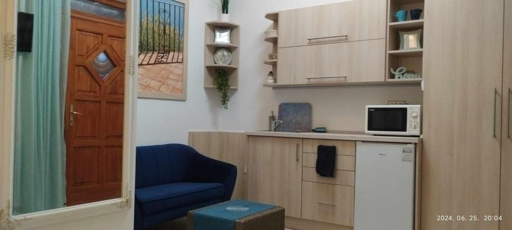Diána Apartmanház Keszthely Esterno foto